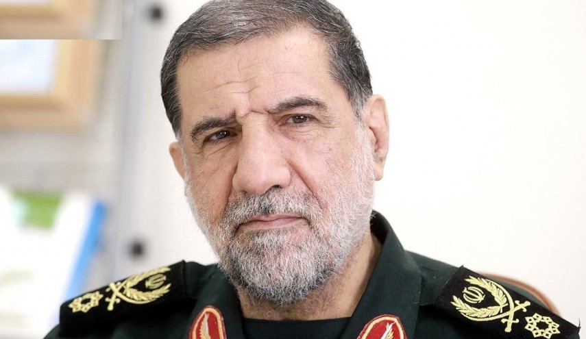 حرس الثورة الإيرانية يهدد بإغلاق مضيق هرمز
