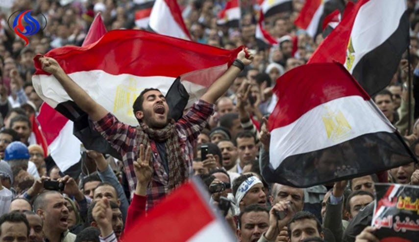 في ذكرى الـ 30 من يونيو ... مازال الشد والجذب مستمرا
