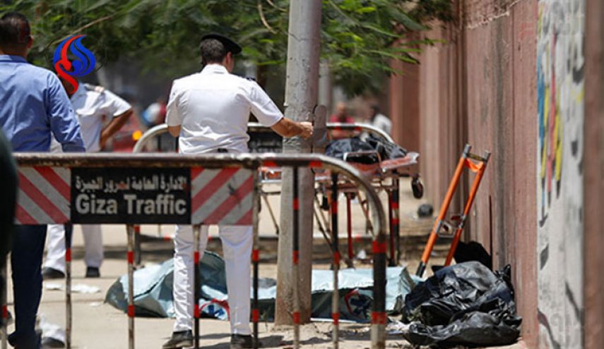 مصر بالصور : جهود أمنية مكثفة لفك لغز العثور على 3 أطفال مذبوحين بالهرم!
