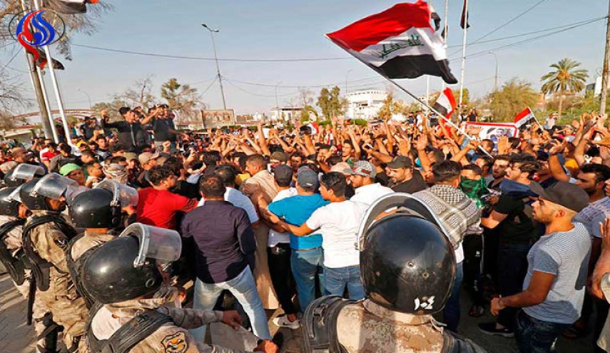 تجدد الاحتجاجات في البصرة.. وسط أنباء عن سقوط جرحى