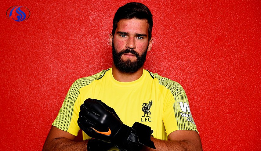 ليفربول يعزز عرينه باليسون في صفقة قياسية لحراس المرمى