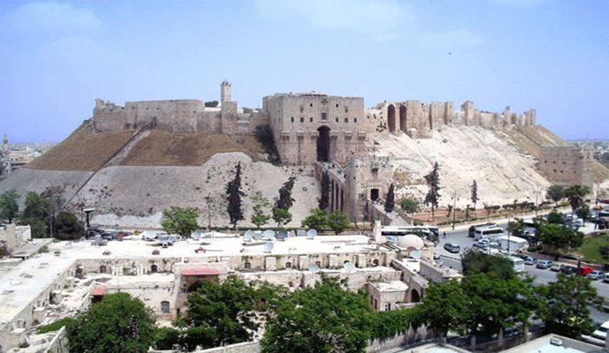 حلب تسخر من 