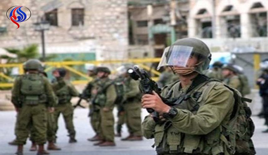 زخمی شدن سه جوان فلسطینی در شرق غزه