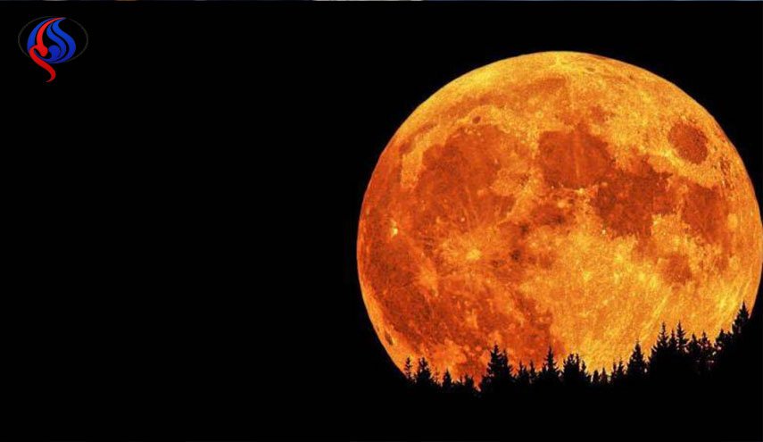 ماذا تعرف عن أطول خسوف قمري في القرن الـ21؟