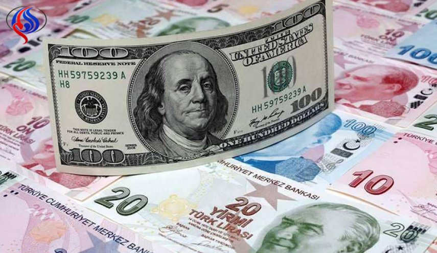 الليرة التركية تهبط أمام الدولار
