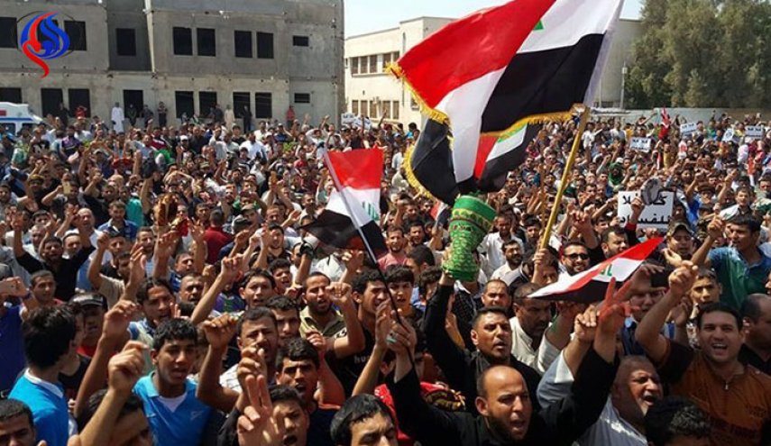 تظاهرات في بغداد والجنوب تطالب بالخدمات