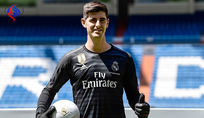 ريال مدريد يقدم حارسه الجديد البلجيكي كورتوا
