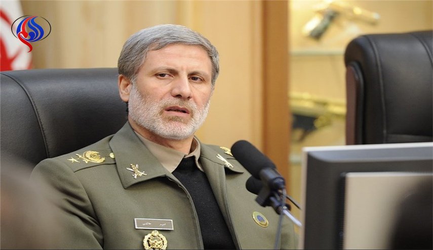 موشک فاتح مبین صددرصد بومی با قابلیت های فراوان است/ مداخلات دشمنان در امور دفاعی ارزش پاسخگویی ندارد