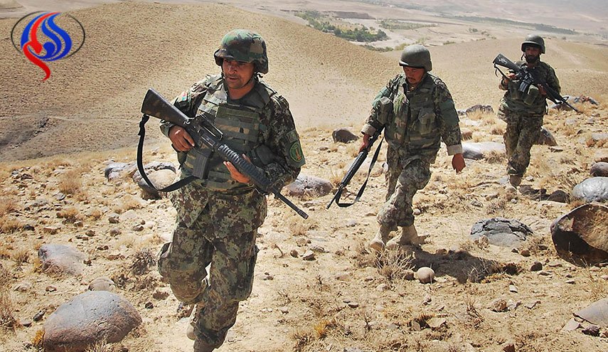100 قتيل من القوات الأفغانية في معارك غزنة مع طالبان