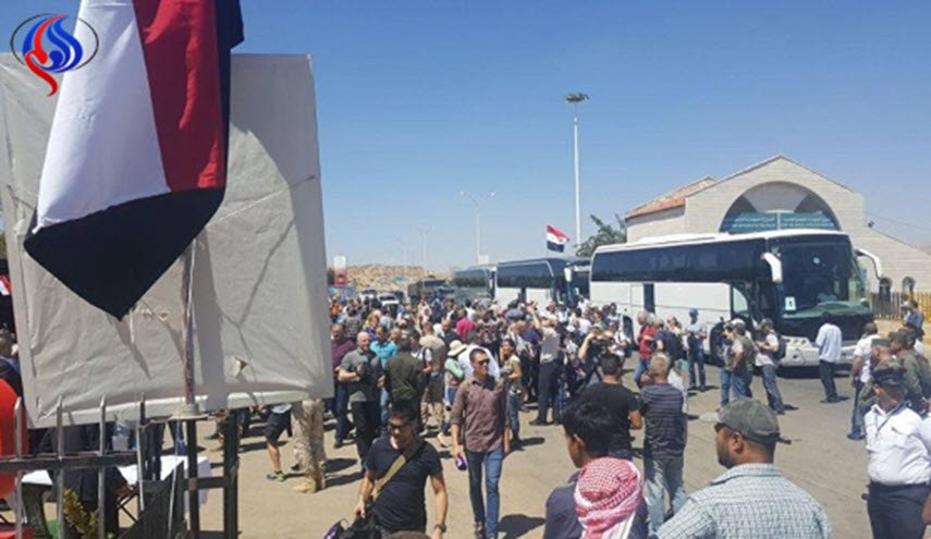 عودة حوالي 120 لاجئ من لبنان إلى سوريا خلال اليوم