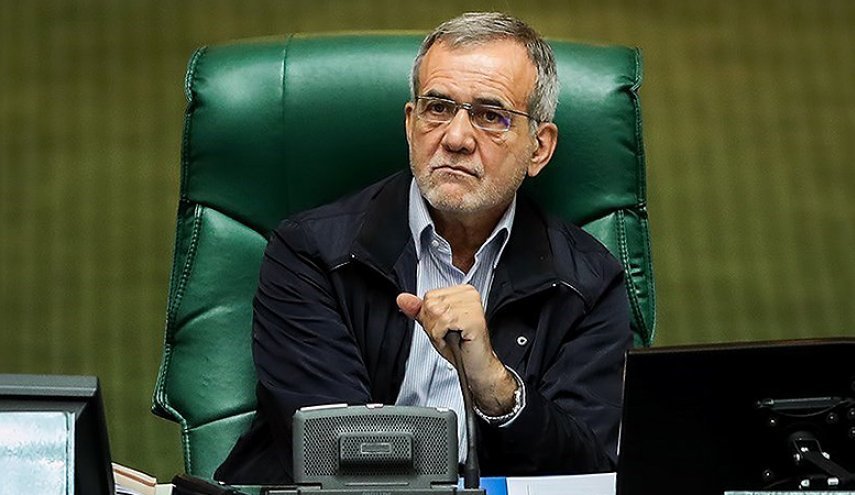 دشمنان دیگر نمي‌توانند در اشغال خاك ایران طمع داشته باشند