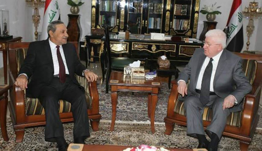 معصوم وممثل الصدر يبحثان التوقيتات الدستورية والجلسة الأولى للبرلمان