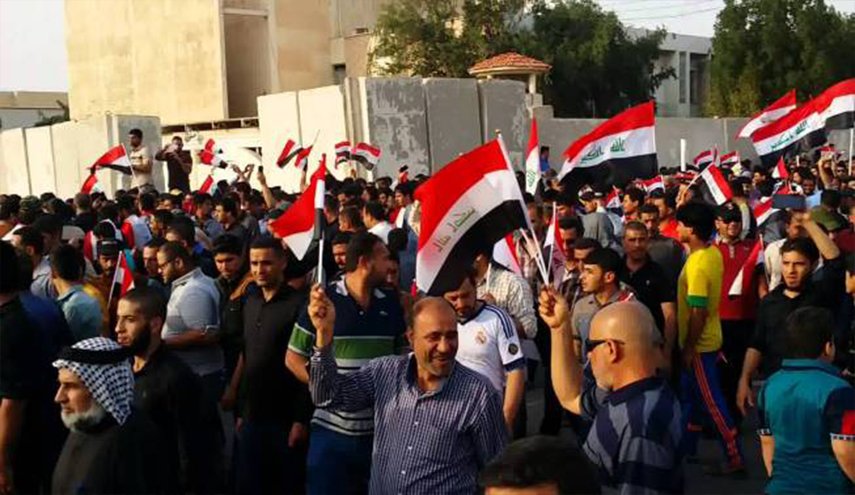بالصور..تصاعد حدة التظاهرات في البصرة