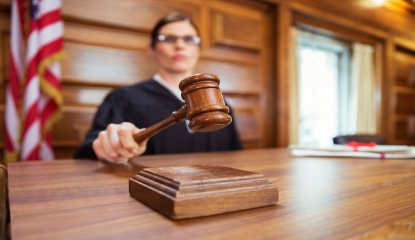 باسم العائلة المالكة بالسعودية.. نصبت بملايين الدولارات على مستثمرين أمريكيّين!