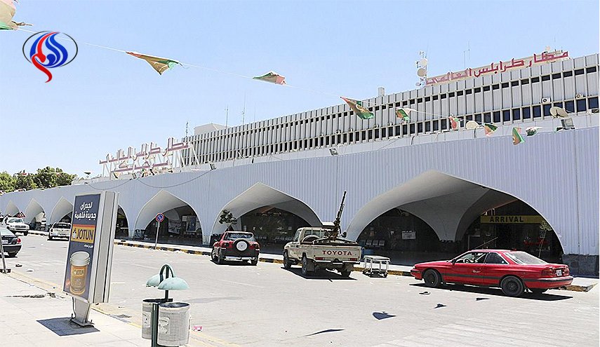 ليبيا تغلق مطار طرابلس اثر اشتباكات وإطلاق صواريخ