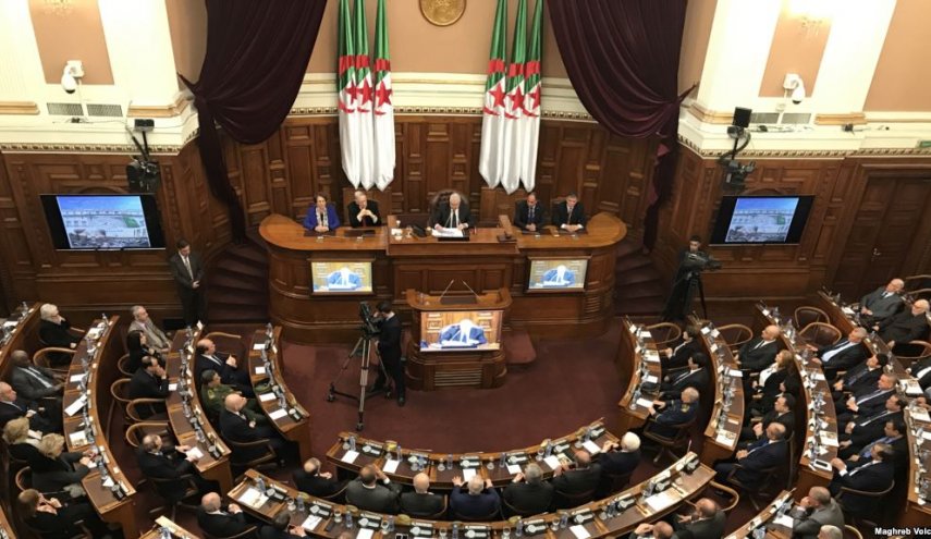 مجلس الأمة الجزائري يفتتح دورته البرلمانية لهذا العام