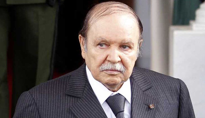 الرئيس الجزائري يقيل واليا لمحافظة انتشر بها 