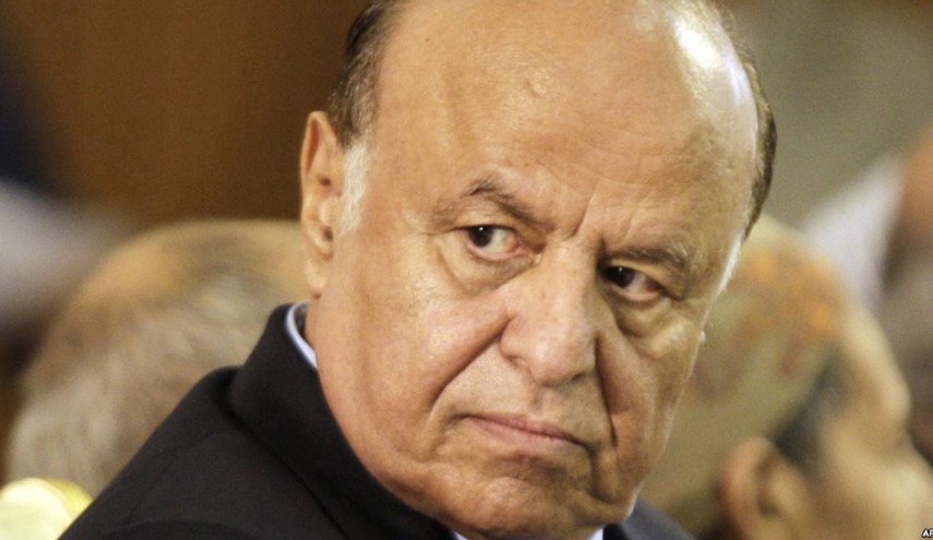 هذه الصورة لمنصور هادي اثارت استهزاء رواد مواقع التواصل