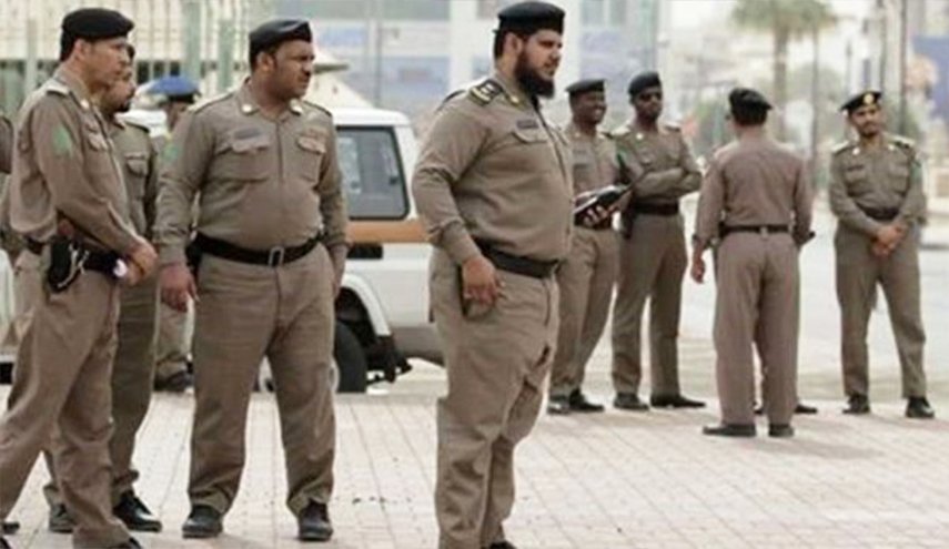 السعودية تمنع العريفي من الخطابة.. و