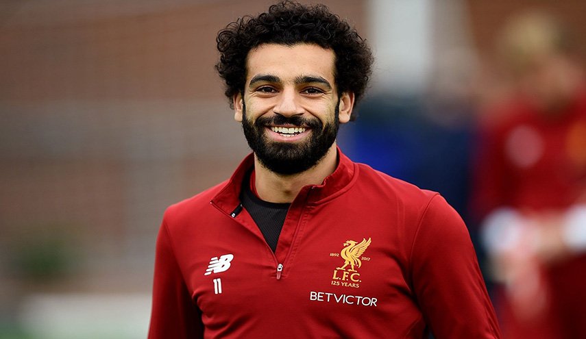البرلمان المصري يطالب بصنع تمثال لمحمد صلاح وكتابة اسمه على ملاعب مصر
