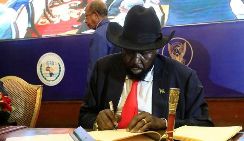 رئيس جنوب السودان يوقع اتفاق سلام مع المتمردين