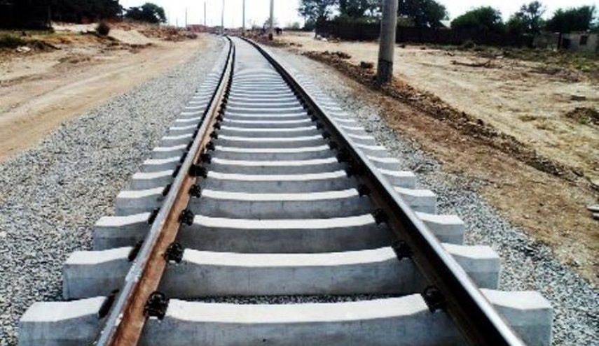 وزير سكك الحديد الباكستاني يعلن عن مشروع للربط السككي مع ايران
