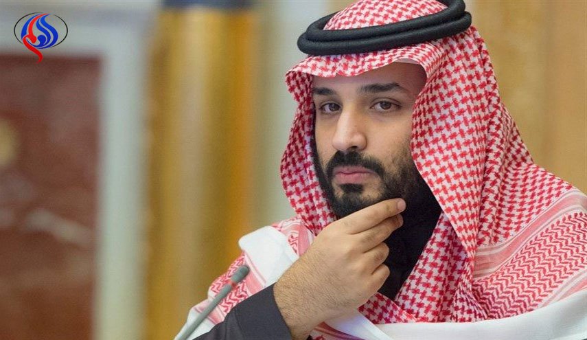 محروم شدن دو امام جماعت مسجد‌الحرام از هرگونه فعالیت و دستگیری یک معلم زن