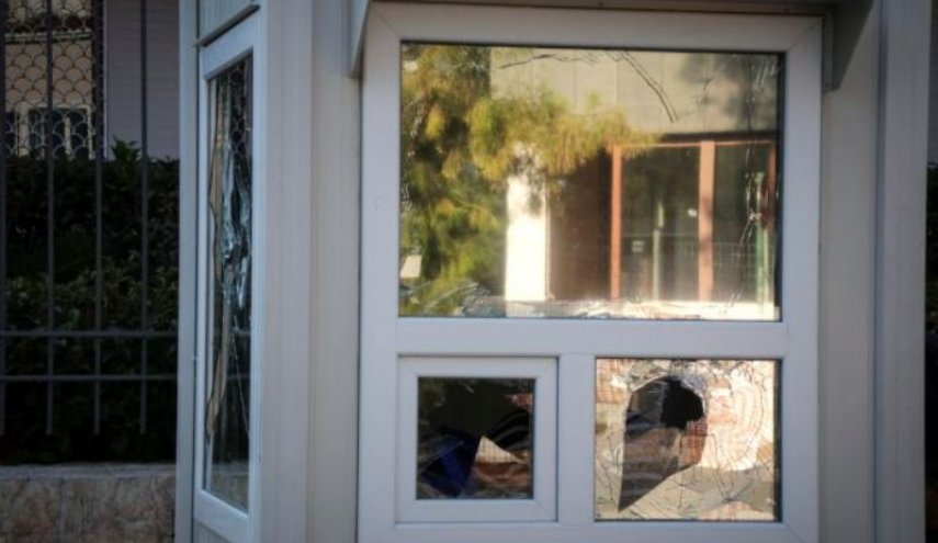 استجواب القوات المكلفة بحراسة السفارة الايرانية في اثينا