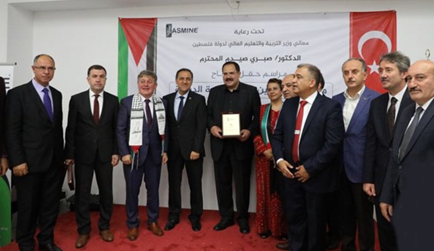 افتتاح أول مدرستين فلسطينيتين في تركيا