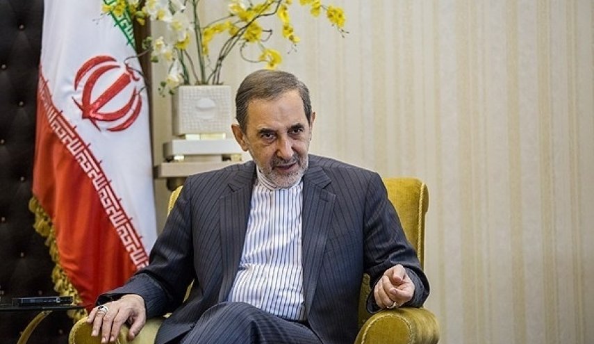 ولايتي: أميركا والصهيونية بصدد نهب الدول الاسلامية