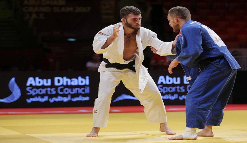 السماح برفع العلم الاسرائيلي لاول مرة في هذه الدولة العربية