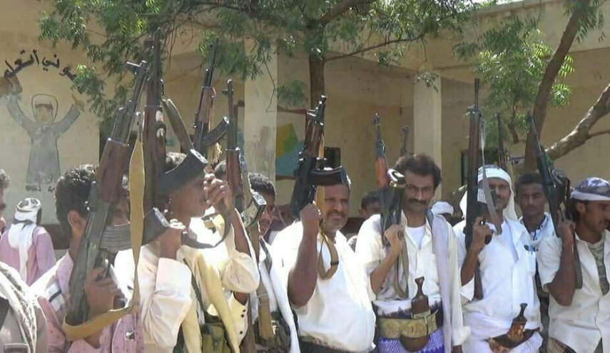 وقفة احتجاجية في الحديدة تنديدا بالحرب الاقتصادية المفروضة على اليمنيين 