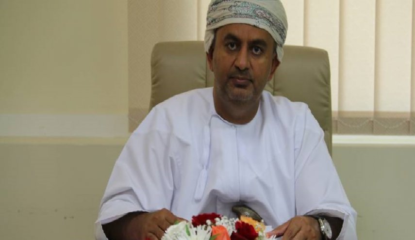 وزير التجارة العماني: إلغاء التأشيرة يعزز التجارة مع إيران