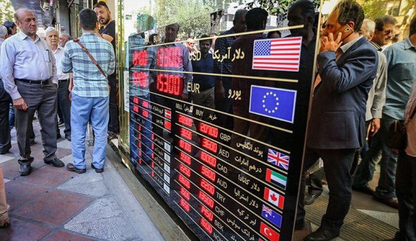  الريال الايراني يتعافي امام الدولار في سوق الصرف الحر