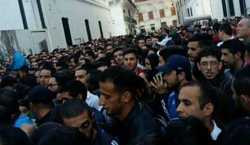  الجزائريون فى المرتبة الثانية بين أكثر الطلبة الأجانب فى فرنسا