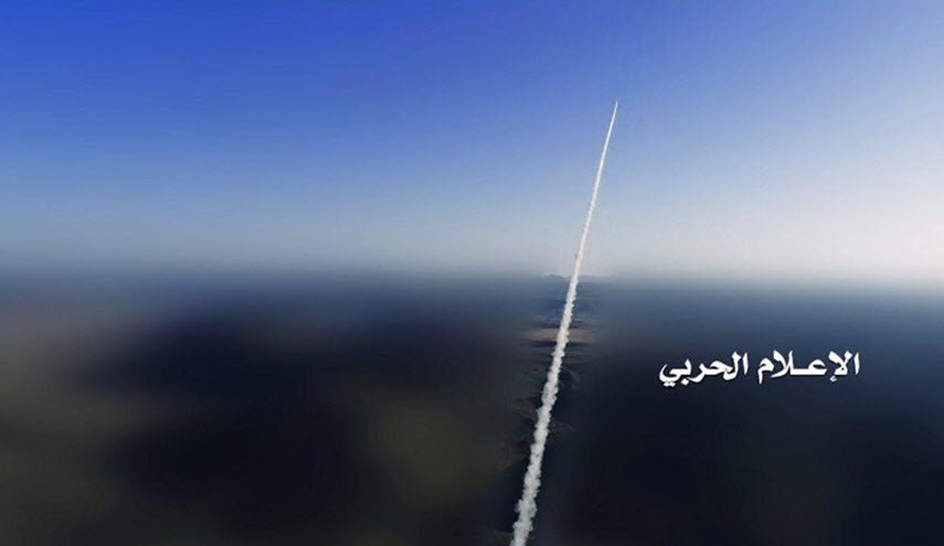 بدر1 الباليستي يضرب تجمعات المرتزقة قبالة نجران