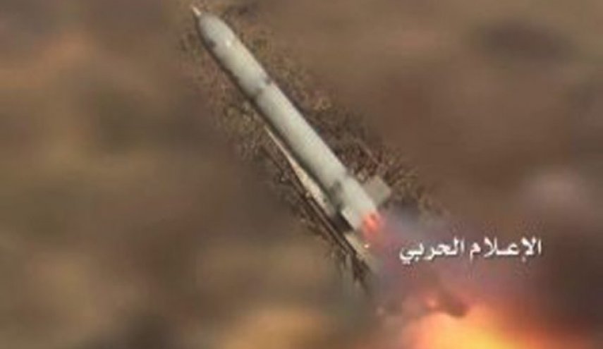 صاروخ زلزال 2 يدك تجمعات مرتزقة السعودية في عسير