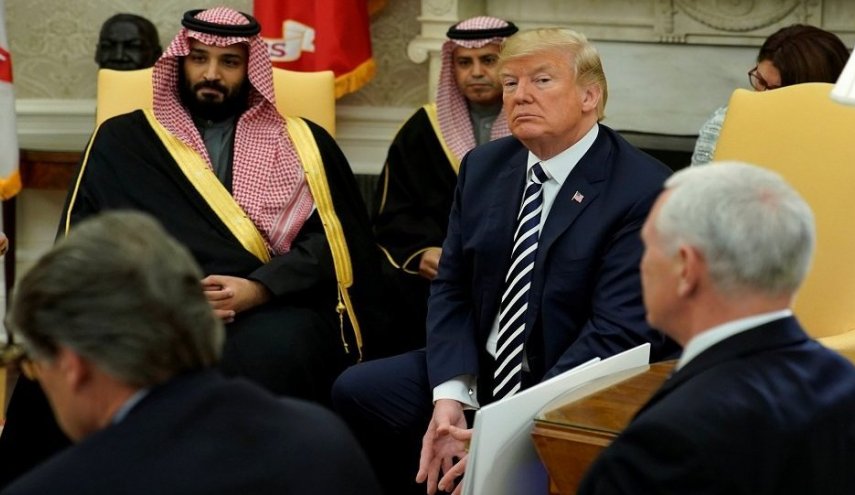 ترامب يتاجر بدم 