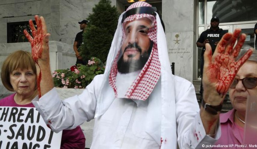 تطورات مقتل خاشقجي.. هل يعزل سلمان ولي عهده خلال مهلة شهر؟