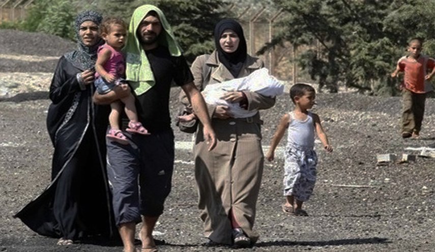 قرار صادم..السوريون ممنوعون من العمل في لبنان!