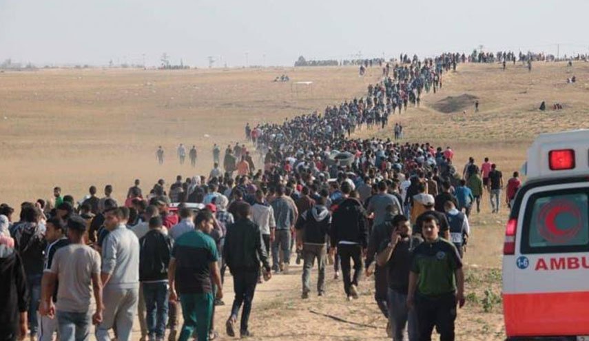 بدء توافد الفلسطينيين الى مخيمات العودة شرق القطاع
