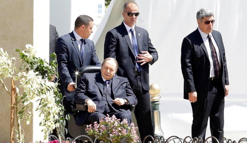  ما سبب الافراج عن قيادات عسكرية بارزة في الجزائر؟