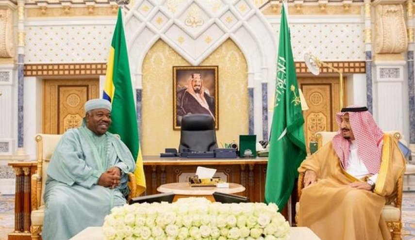 انباء حول تدهور صحة الرئيس الغابوني في السعودية
