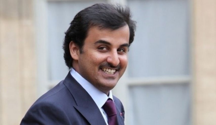 شاهد.. صورة لامير قطر و الحريري تثير الجدل 