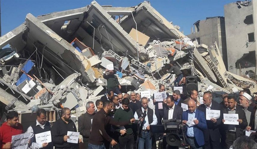 صحفيون فلسطينيون يتضامنون مع 
