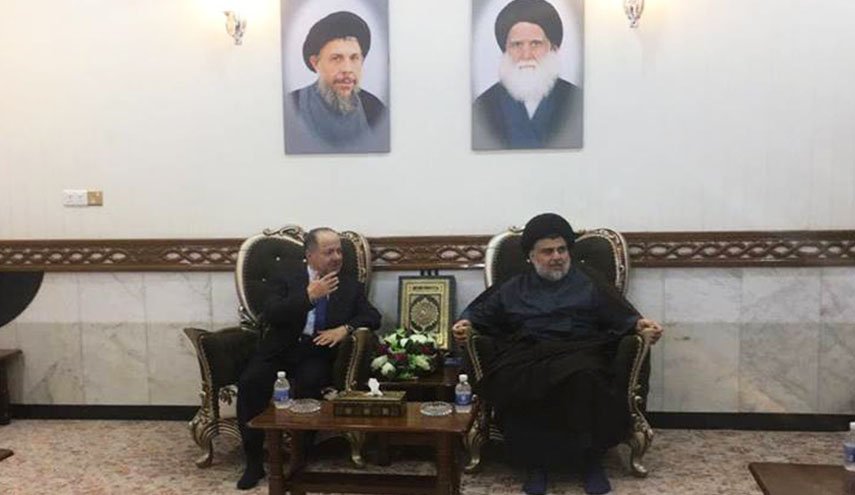 مسعود البارزاني يجتمع مع مقتدى الصدر في النجف 