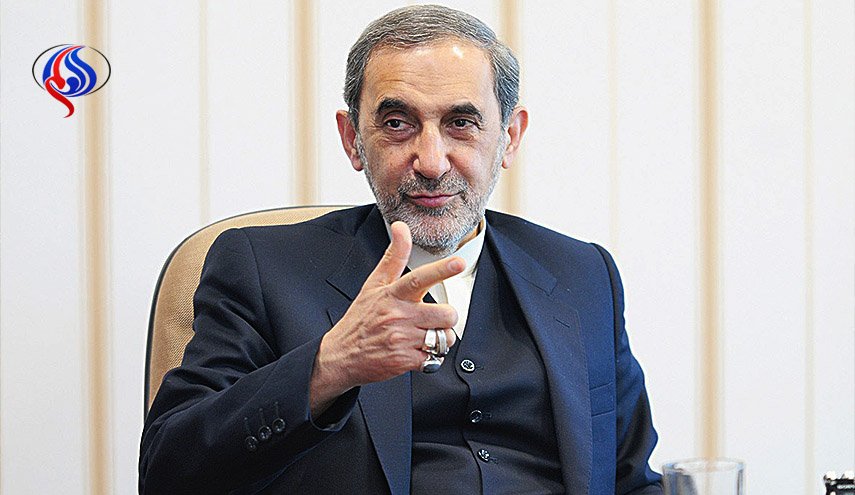 ولايتي يؤكد ضرورة وحدة المسلمين امام مؤامرات الاعداء