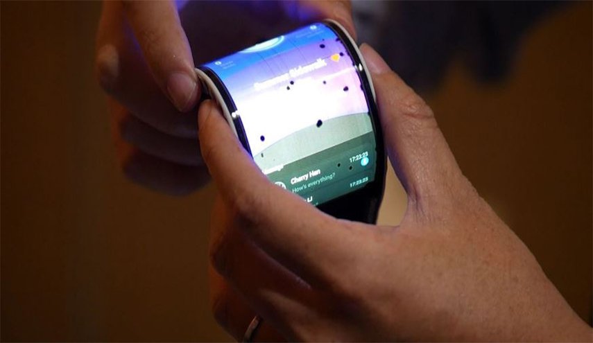 هاتف ذكي قابل للطي من مايكروسوفت قريبا في الأسواق