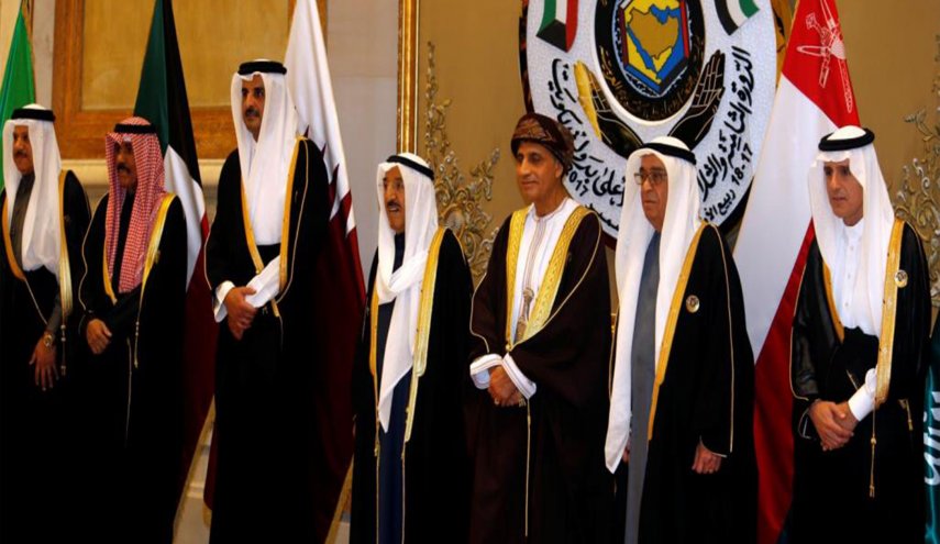 هل تنسحب قطر من مجلس التعاون بعد انسحابها من أوبك؟