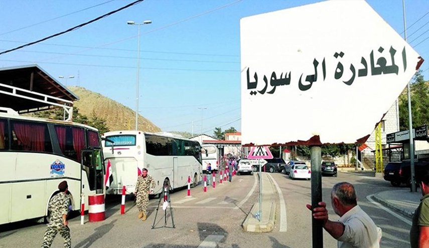 أكبر دفعة من النازحين غادرت طرابلس نحو بلدها سوريا